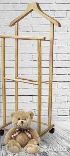 Вешалка напольная костюмная