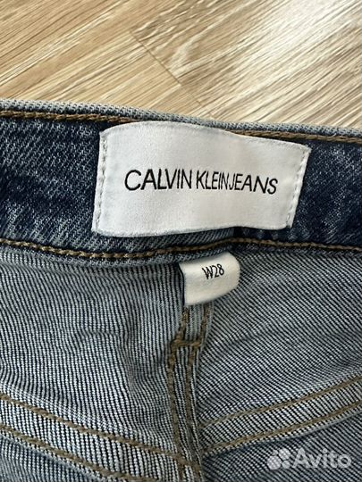 Джинсы женские Calvin klein 28