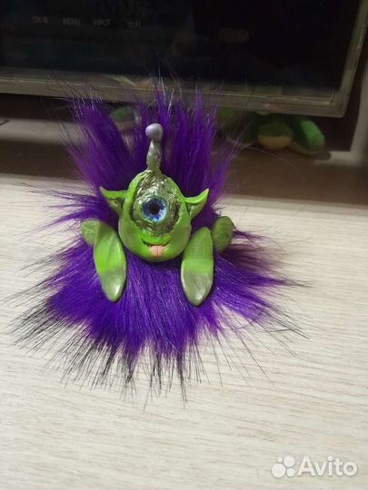 Игрушка в смешанной технике. Инопланетянин