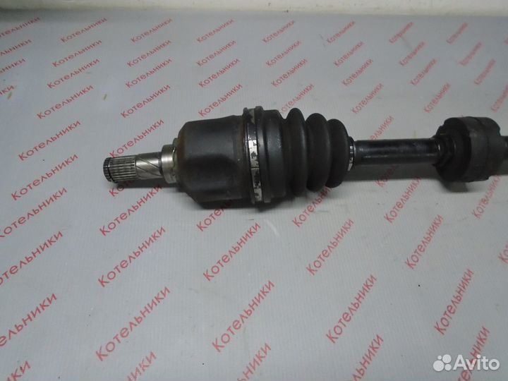 Nissan 39100-BN815 Вал приводной правый