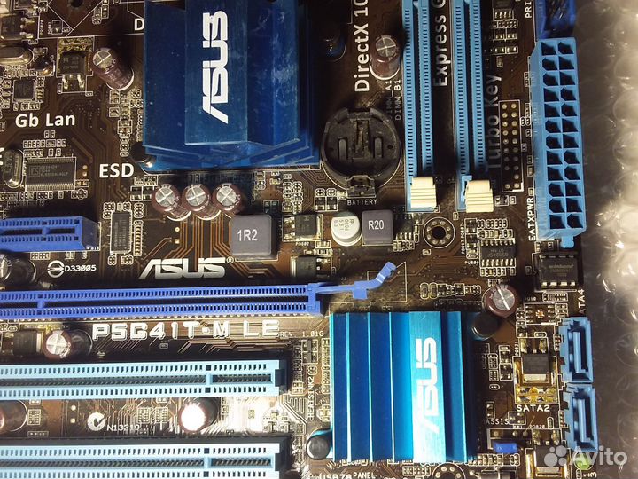 Материнская плата с процессором