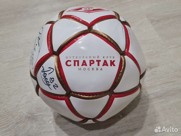 Футбольный мяч футбольного клуба спартак москва