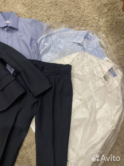 Школьный костюм