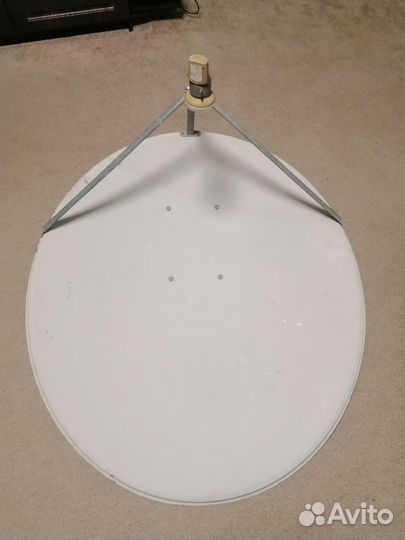 Спутниковая тарелка