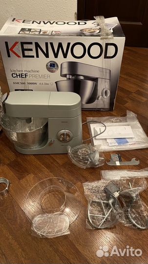 Кухонный комбайн Kenwood KMC560