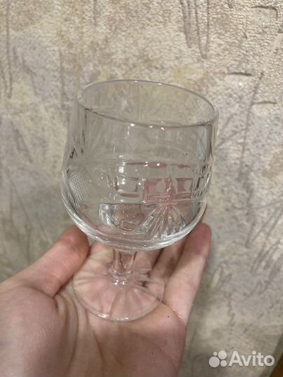 Набор хрустальных рюмок