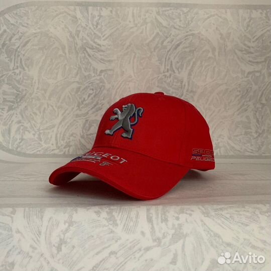 Новая бейсболка (кепка) Peugeot Пежо красная