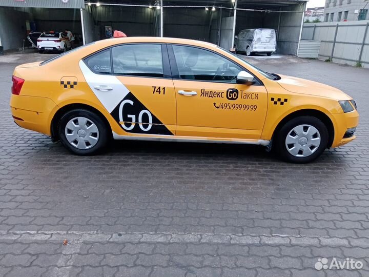 Skoda Octavia 1.6 AT, 2018, 250 000 км