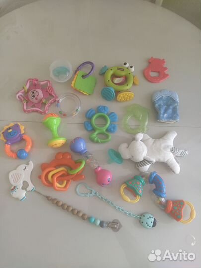 Игрушки для новорожденных