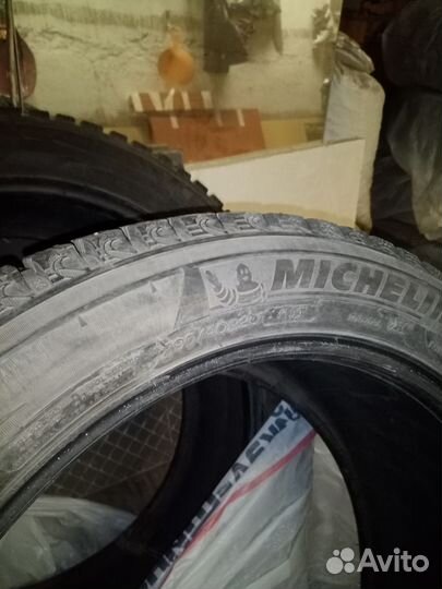 Michelin Latitude Alpin 265/45 R20 и 295/40 R20