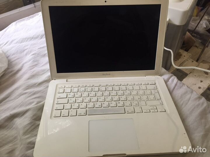 Apple MacBook 13