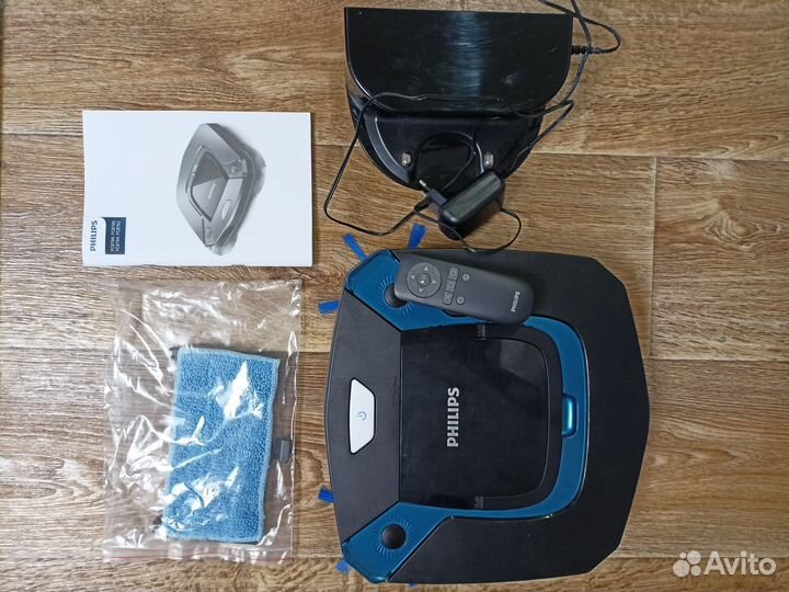 Робот пылесос philips