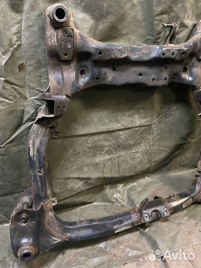 Подрамник kia ceed 1