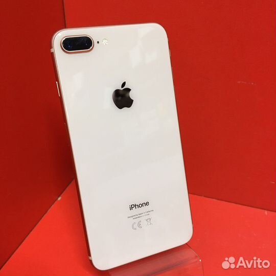Телефон iPhone 8 plus 64 (23733)