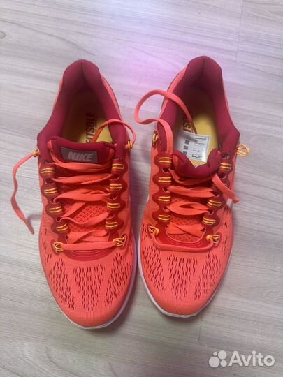 Кроссовки nike женские