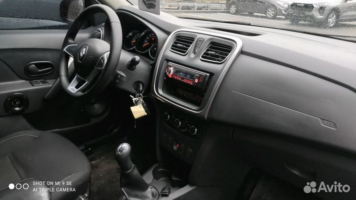 Renault Logan Stepway 1.6 МТ, 2020, 84 126 км