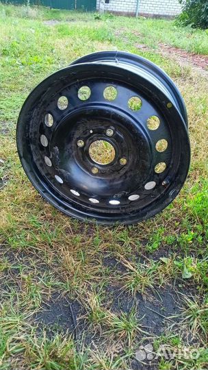 Диск штампованный r15 Nissan