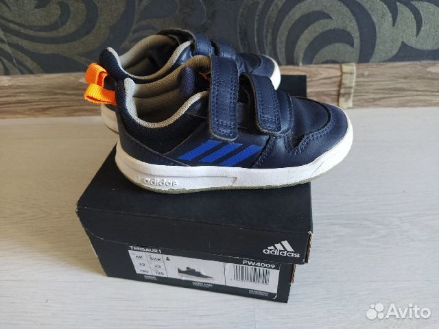 Кроссовки Adidas 22 размер