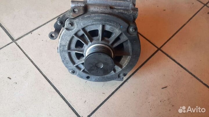 Генератр на Мерседес w210 w220