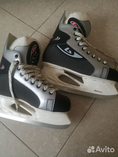 Хоккейные коньки Botas (Чехия)