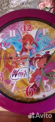 Часы настенные Winx