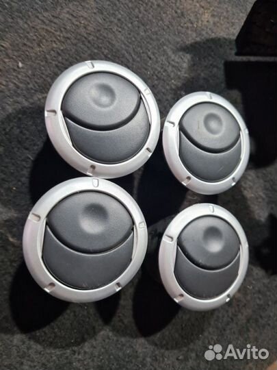 Дефлектор воздушный LADA Largus K4M 2016