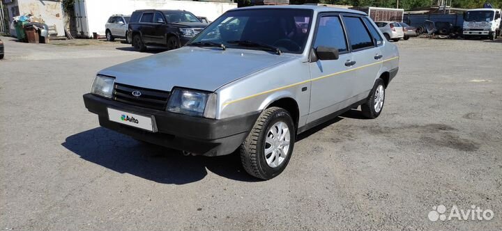 ВАЗ 21099, 2002