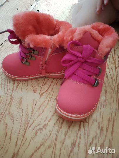 Продам ботинки для девочки