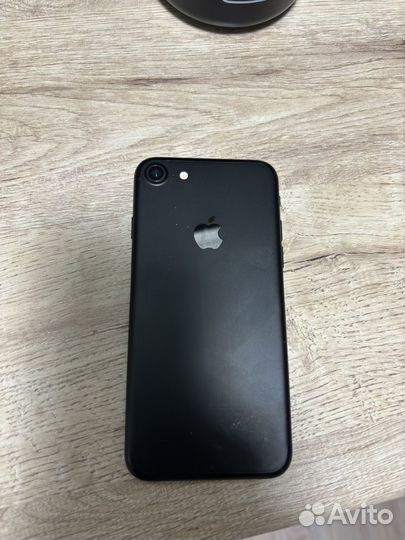 iPhone 7, 128 ГБ