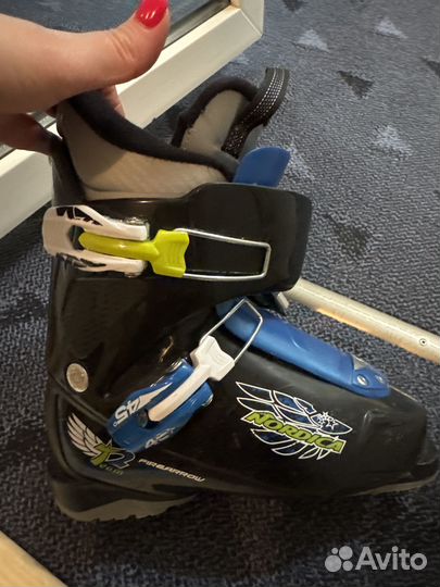 Лыжные ботинки
