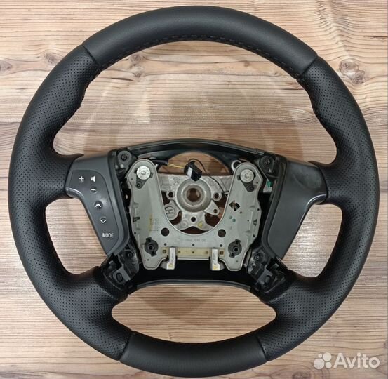 Руль от Тойота Авенсис