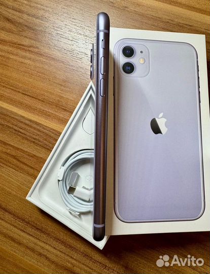 iPhone 11, 64 ГБ