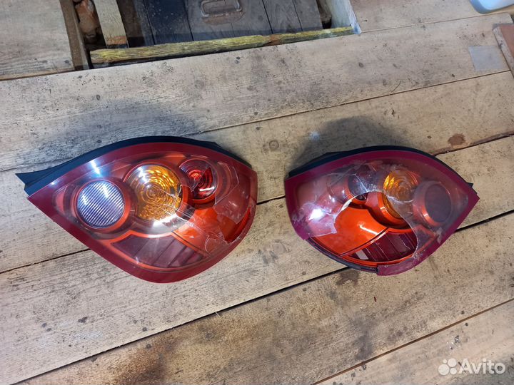 Задние фонари Ниссан альмера н16 хэтчбек