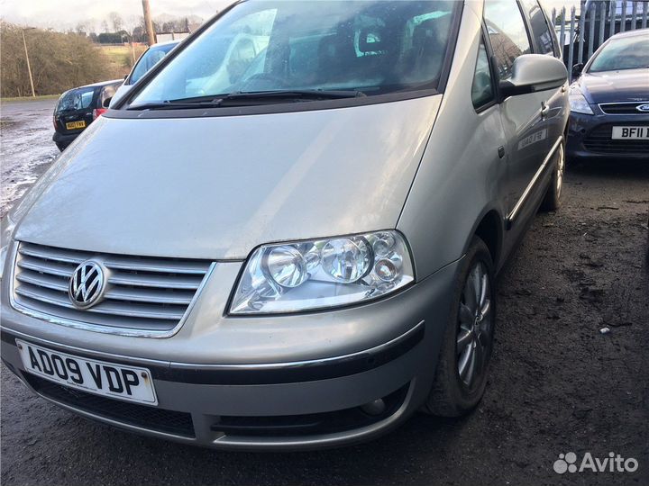 Разбор на запчасти Volkswagen Sharan