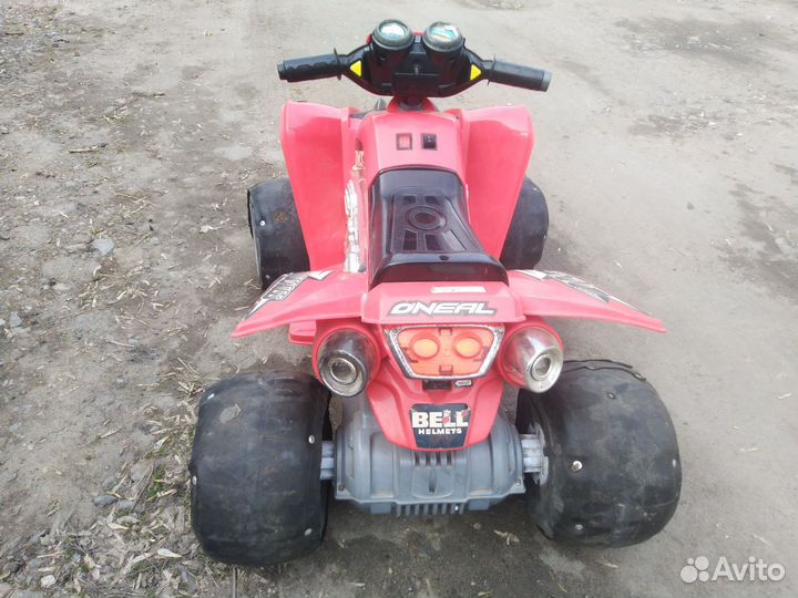 Детский квадроцикл на аккумуляторе