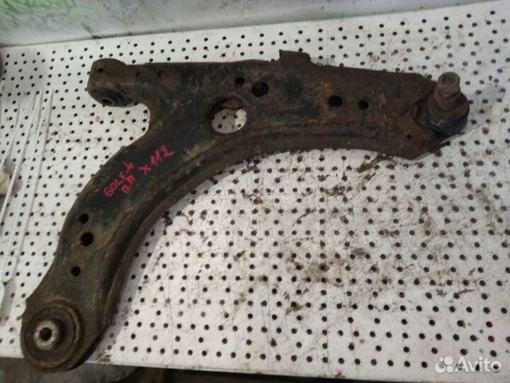 Рычаг передний правый Volkswagen Golf