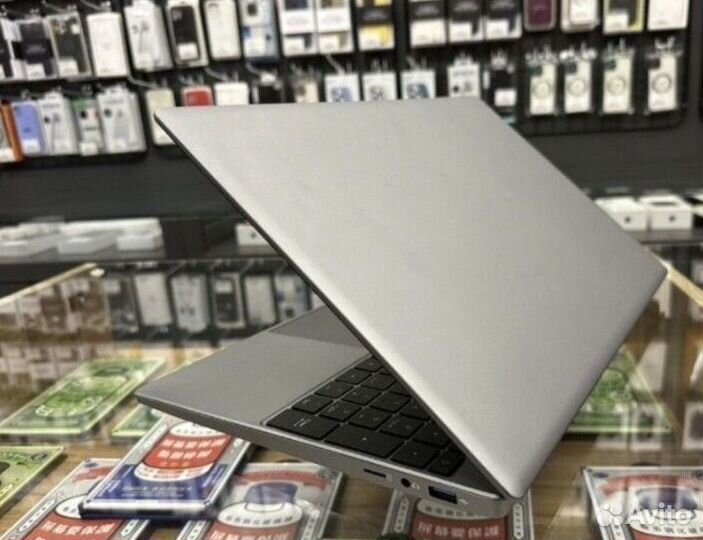 Игровой ноутбук Frbby 16/512GB