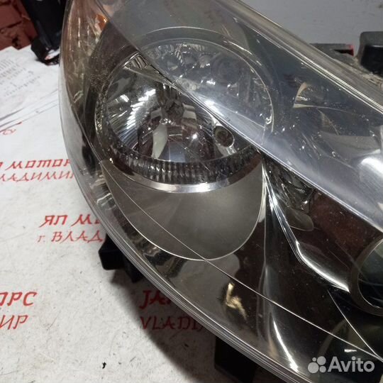 Фара галогеновая передняя правая Peugeot 207 EP6