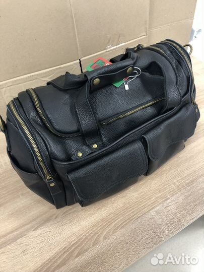 Сумка спортивная натуральная кожа новая