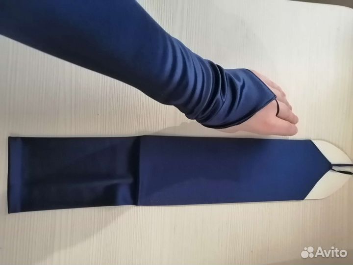 Перчатки длинные атласные