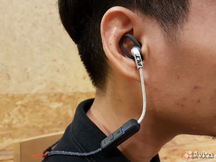 Беспроводные Bluetooth Наушники Plantronics (PLT)