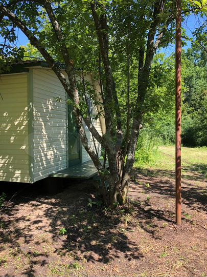 Дом 20 м² на участке 5 сот.