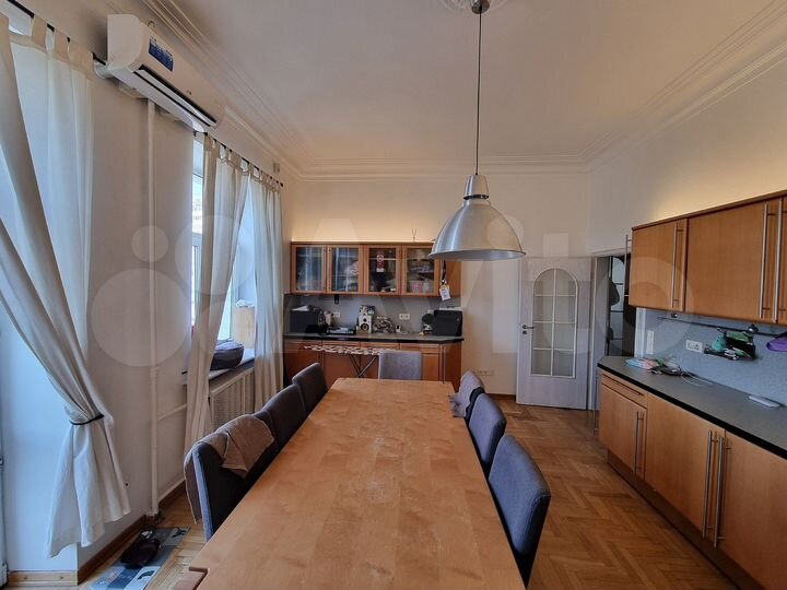 3-к. квартира, 75 м², 8/8 эт.