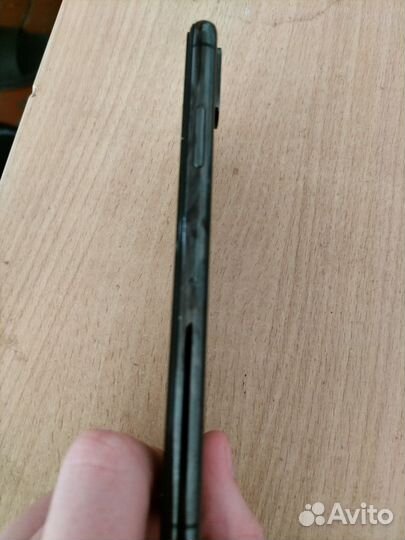 iPhone Xs, 64 ГБ