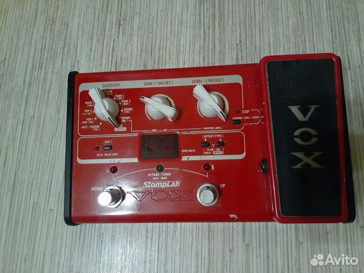Процессор эффектов для бас гитар VOX stomplab 2B