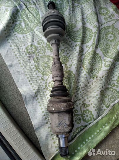 Привод, шрус, левый Toyota Ipsum ACM21 / Тойота