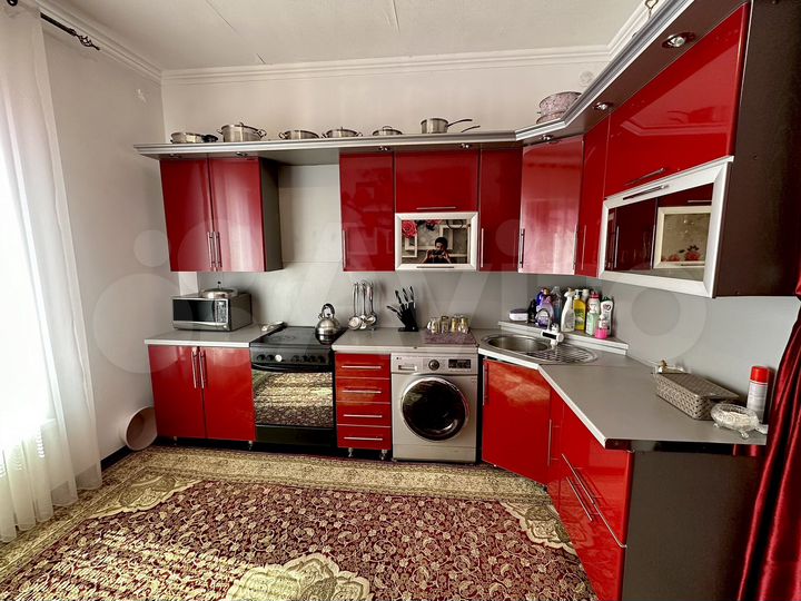 Дом 100 м² на участке 3 сот.