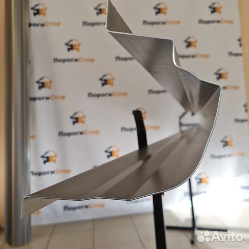 Ремонтные пороги Ford Escape кузовные левый