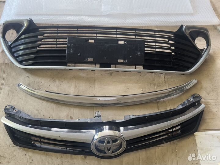 Решетка радиатора camry 55