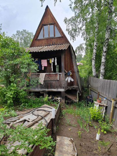 Дом 40 м² на участке 5 сот.